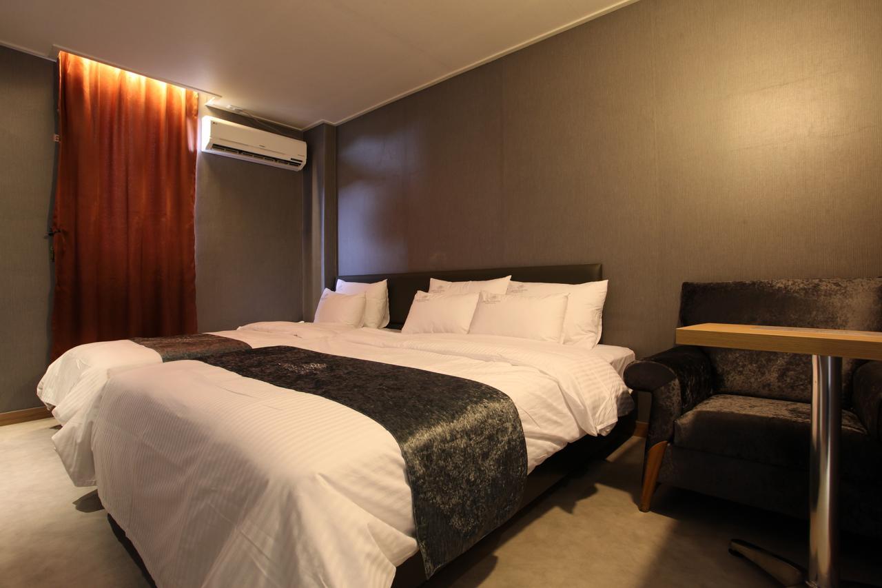 Lineplus Hotel Gimpo Exterior foto